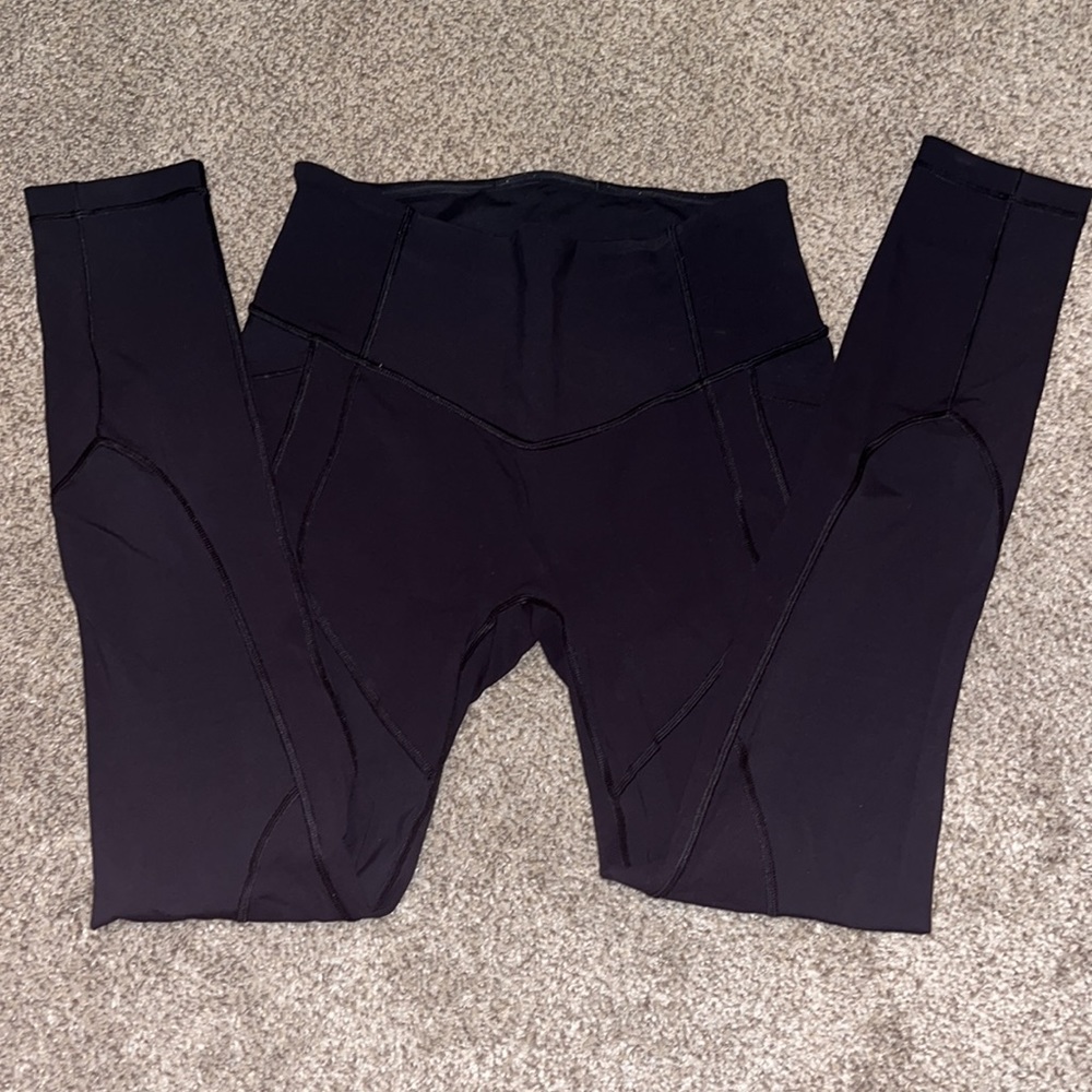 LULULEMON LEGGINGS - Picture 2 of 4